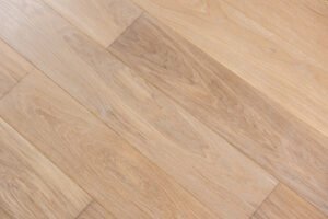 Паркетная доска замковая Дуб Рустик 15(3)*155*1200/1450 мм Жемчужный